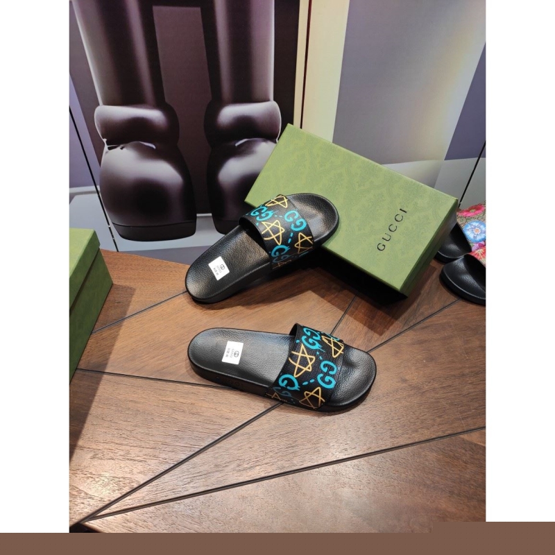 G*u*i slippers